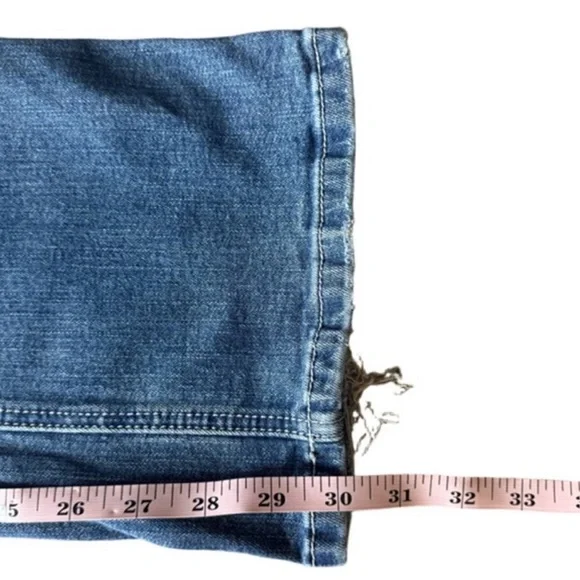 โจ EARL JEAN Rhinestone Fleur-de-Lis Slim Boot Jeans โ Womenโs 14 โจ - Picture 10 of 14